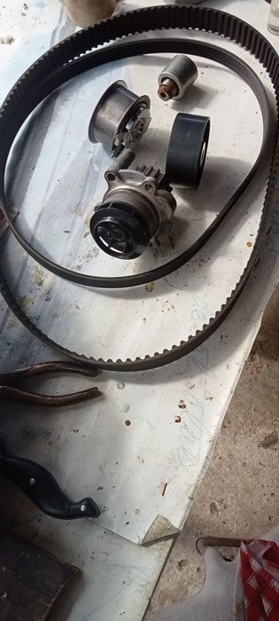 Kit complet distribuție ca noua passat b6 2.0 BMR