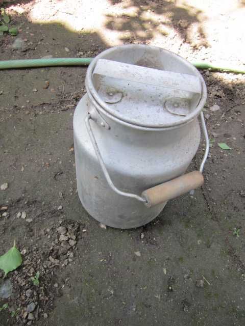 Продам бидончик алюминиевый