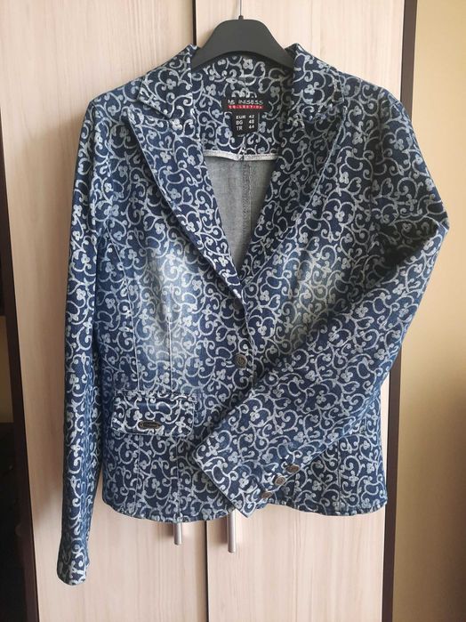 Елегатно дамско дънково сако