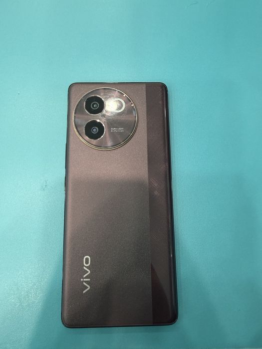 Vivo v30e 256гб 8гб озу