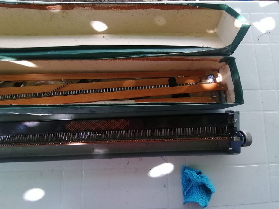 Ръчна плетачна машина