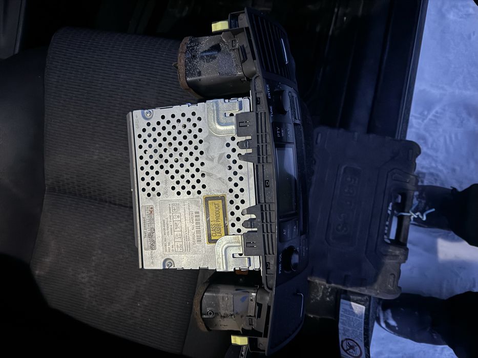 Продам автомагнитолу