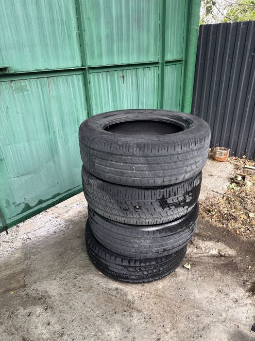 Продам шины nexen Nfera RU5 235/60/17