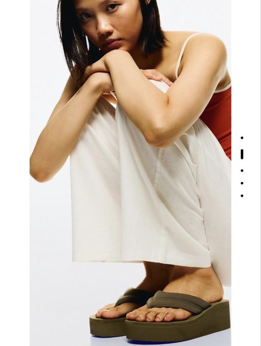 BERSHKA чехли 36 номер - нови