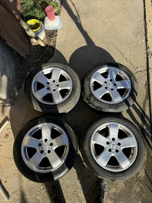 Продавам лети джанти с гуми за мерцедес w203