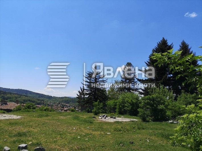 Продава се Къща в с. Владая, Област София-град - 520 кв.м за 766 €/кв.м - Снимка #3