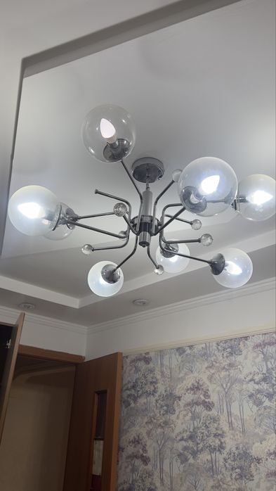 Продам люстры в хорошем состоянии