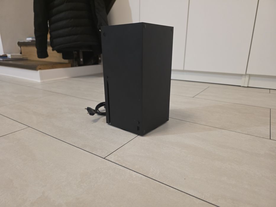 Xbox seria X cu 1TB stocare