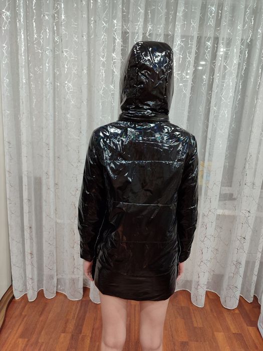 Куртки весна - осень на девочку