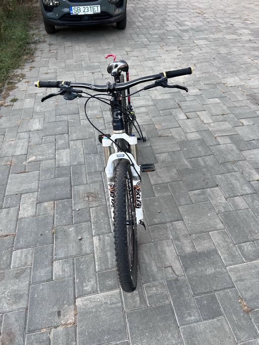 Bicicleta full suspension cannondale Twenty one R