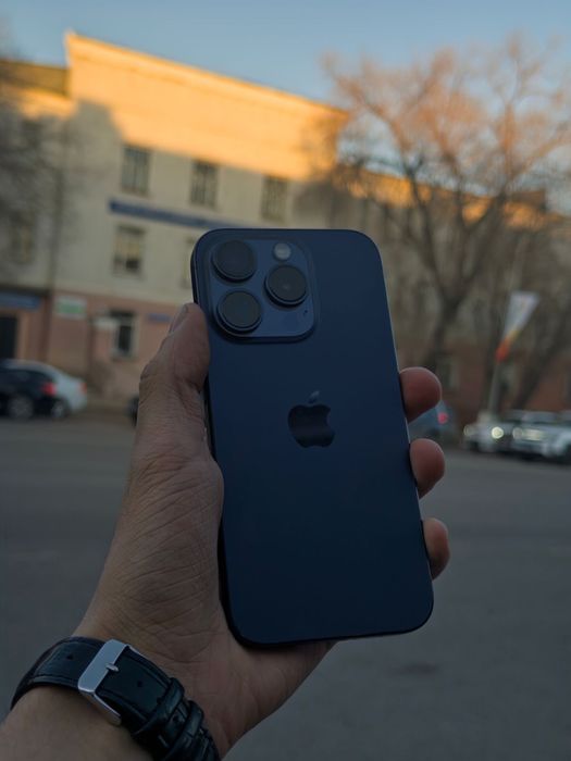 IPhone 15 pro 256gb 83%