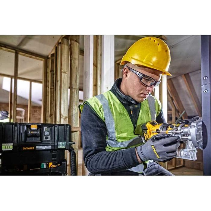 Оберфреза DeWALT DCW604NT, 18V, 8mm