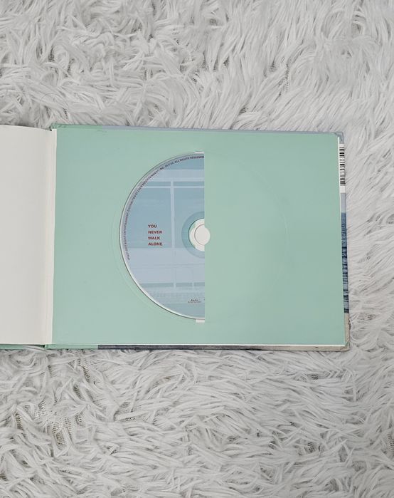 Альбом BTS (You never walk alone)