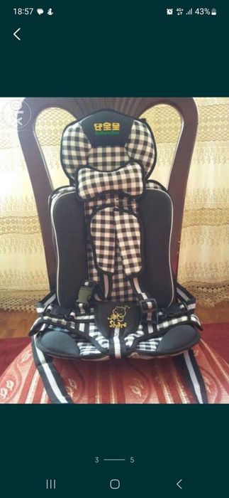 Без каркасный автокресло