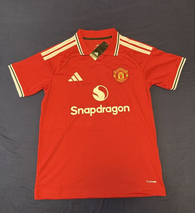Футболни екипи на Manchester United. 2026/2027