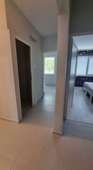 Дава се под наем Тристаен апартамент в София, Младост 2 - 90 кв.м за 816 € - Снимка #3