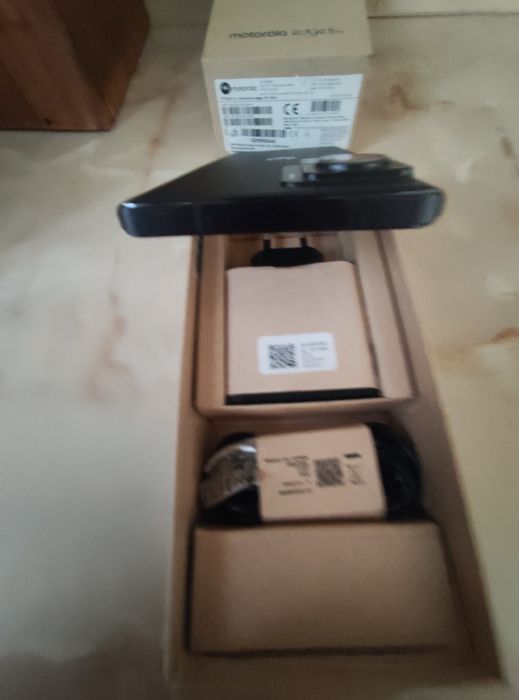 Бартер! Motorola Edge 30 Ultra
Процесорни 8 ядра
Скорос