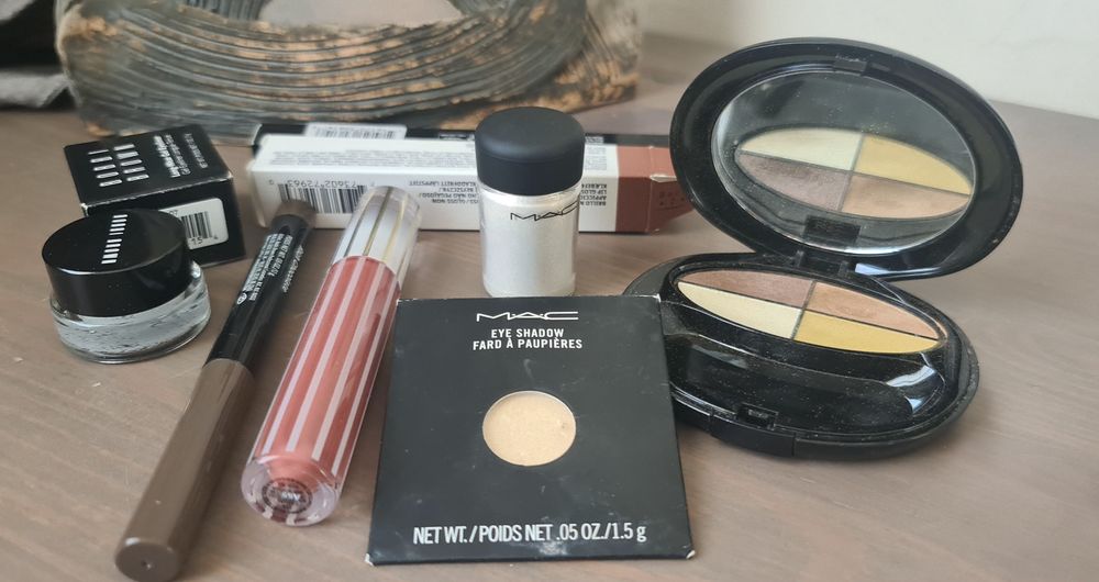 Козметика на Bobbi Brown, Mac, Sheisedo