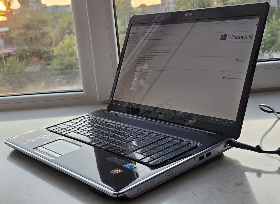 HP Pavilion dv7-2220eq
HP Pavilion dv7-2220eq