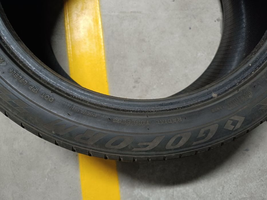 Продам резину 275 40 R20 пара