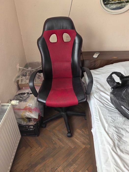 Геймърски / Офис стол в прилично състояние