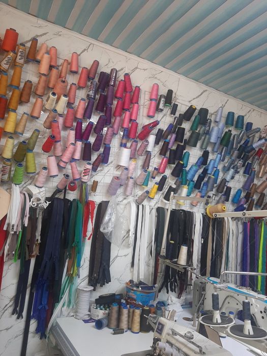 Пошив одежды,  вышивки бейсболок,  платье на заказ