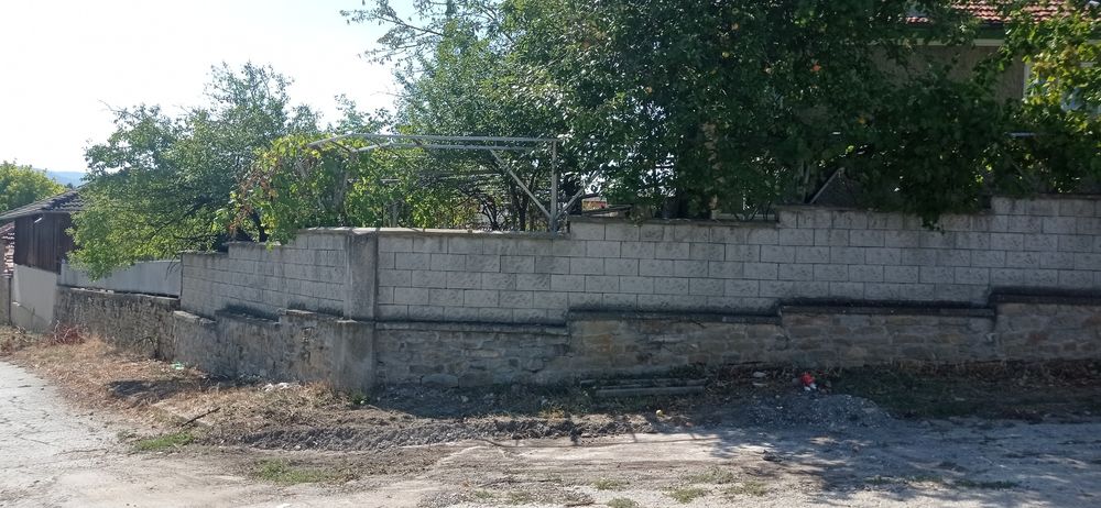 Продавам къща в град Килифарево