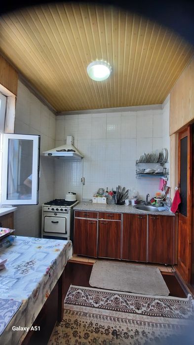 Срочно продаётся на Сагбоне  4/3/3 кирпичный