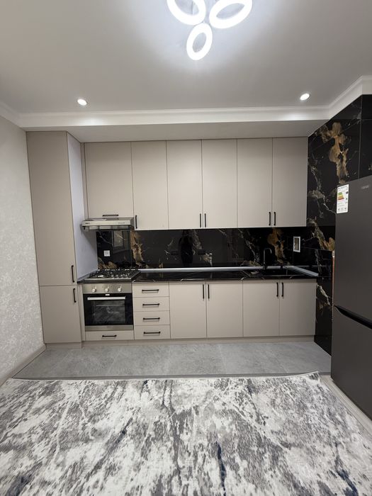 Сдается 1 ком 44 м2  люкс квартира