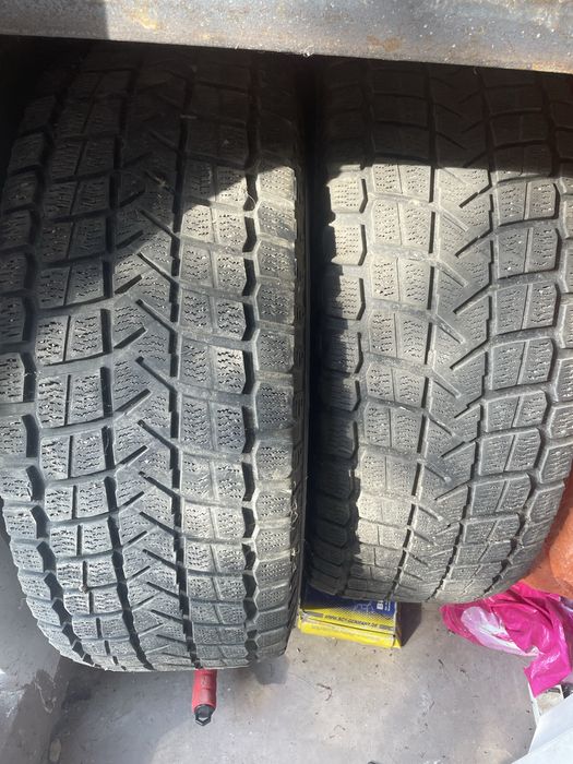 2 шины Maxxis зима 265 70 R16