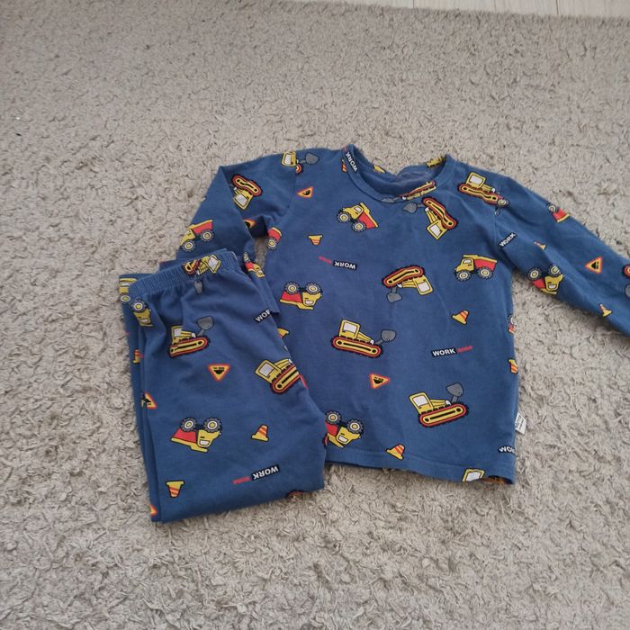 Продам вещи на мальчика 92-98 рост