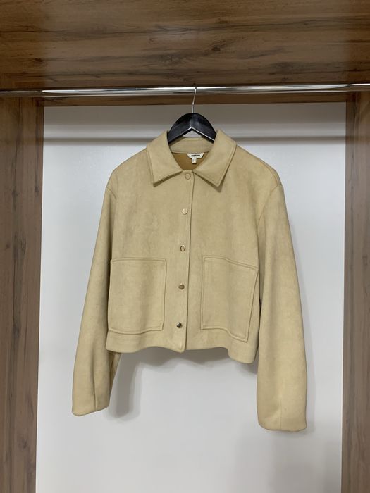 Двойка, платья цены указано ниже