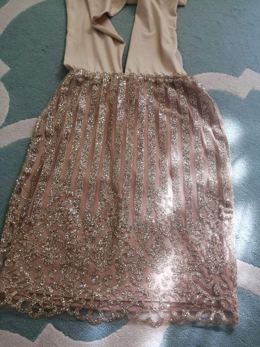 Rochie aurie cu dantela,marime s