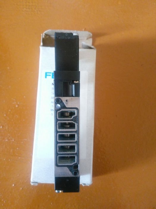 Festo MEH-5 / 2-5,0-B Электромагнитный клапан.