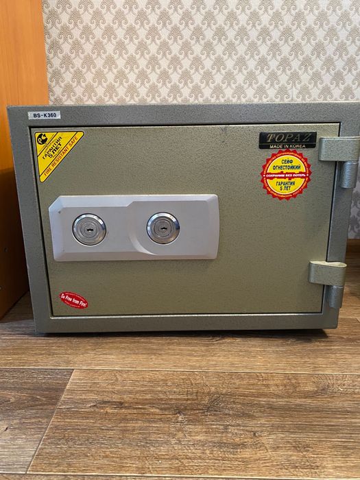 Продаю сейф огнеупорный