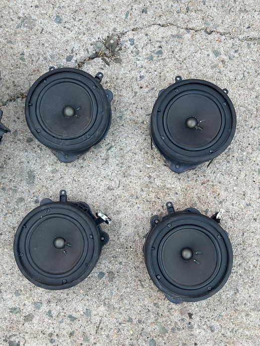 Bose Audi Говорители + субуфер