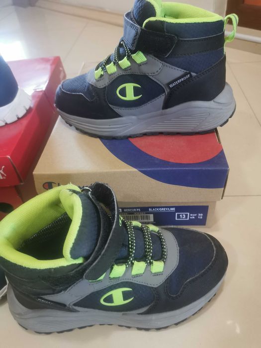 Боти за момче 30 размер