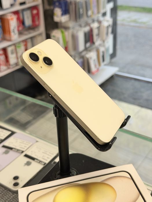Apple iPhone 15 128GB Yellow