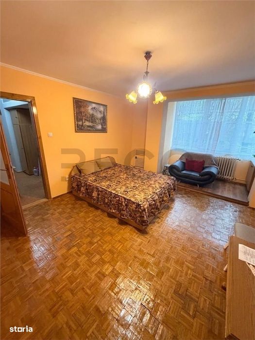 RECO Apartament X mare 2 camere zona foarte linistita Splaiul Crisanei