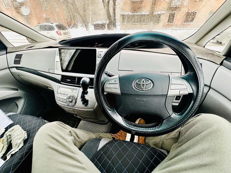 Тойота Эстима, 2008