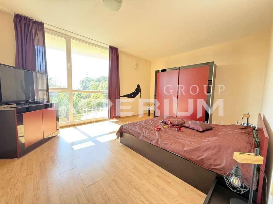 Дава се под наем Тристаен апартамент в Варна, Галата - 120 кв.м за 850 € - Снимка #9