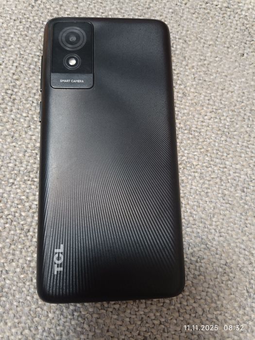 Mobil TCL preț modest