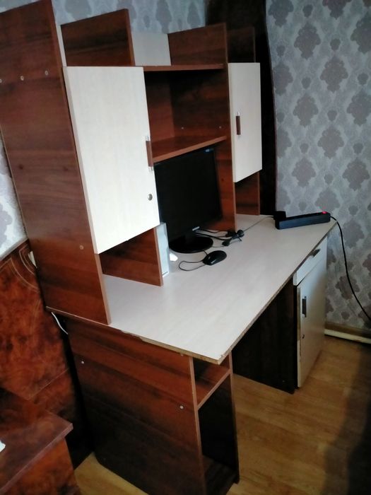 Компьютерный столик