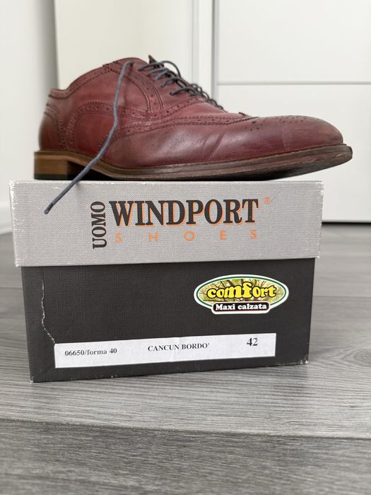 Pantofi eleganti din piele naturala