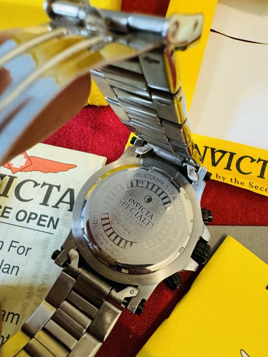 Invicta мъжки часовник