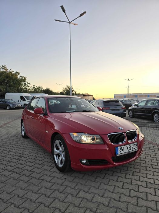 BMW Seria 3 2011 — imagine 2