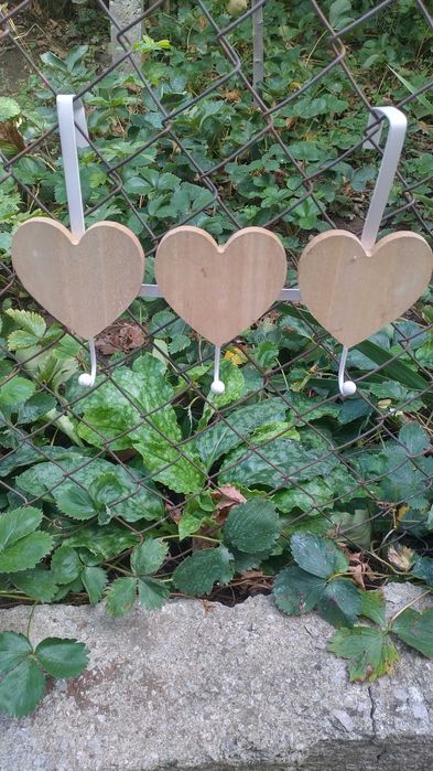 Стара метална туба , дървени поставки