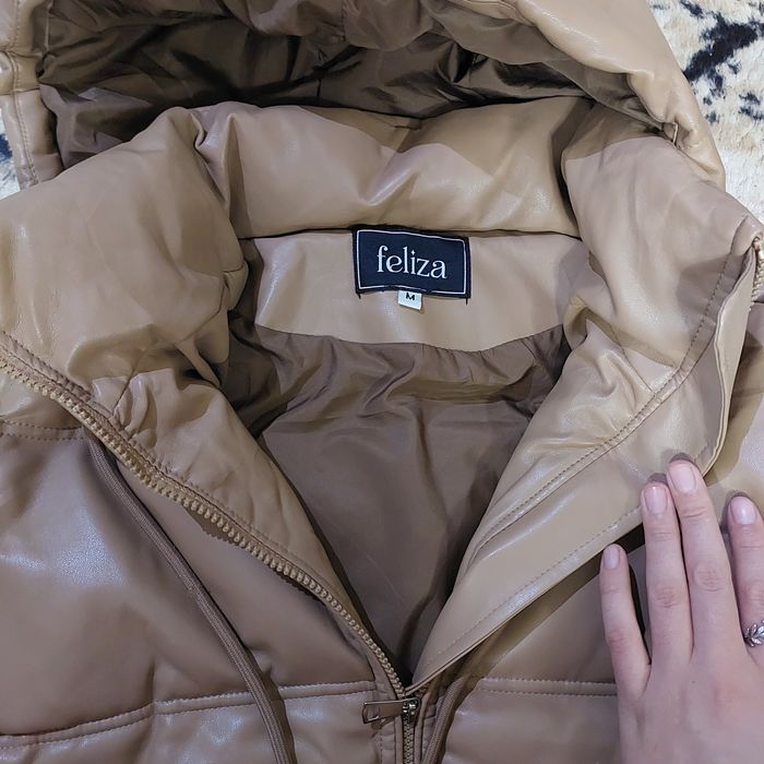 Куртка 2 марта кйилган размер кичиклик киляпти