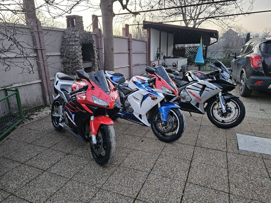 Vând 3 Honda cbr600rr