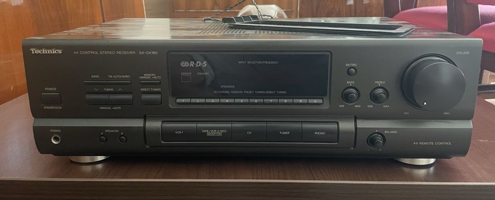 Amplificator Technics